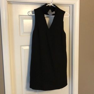 Black Sleeveless Dress
